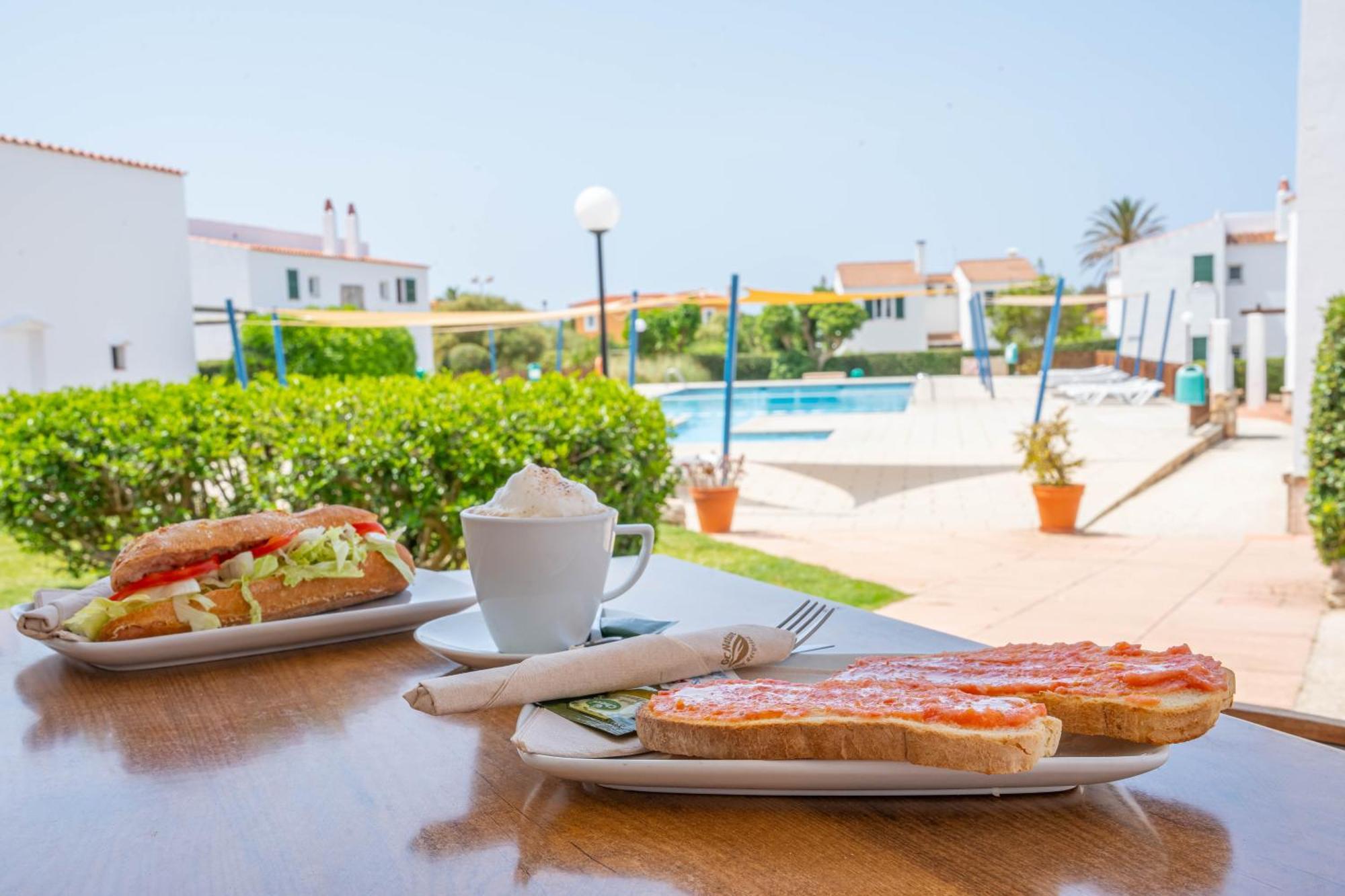 Apartamentos Sa Caleta Ngoại thất bức ảnh